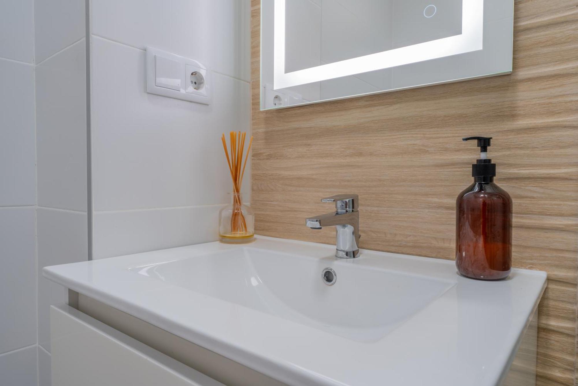 Brisa De Levante By Martina Suites El Altet Exterior photo